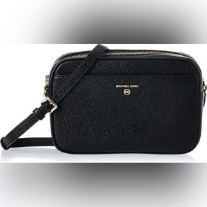 Michael Kors Jet Set Charm Camera Crossbody